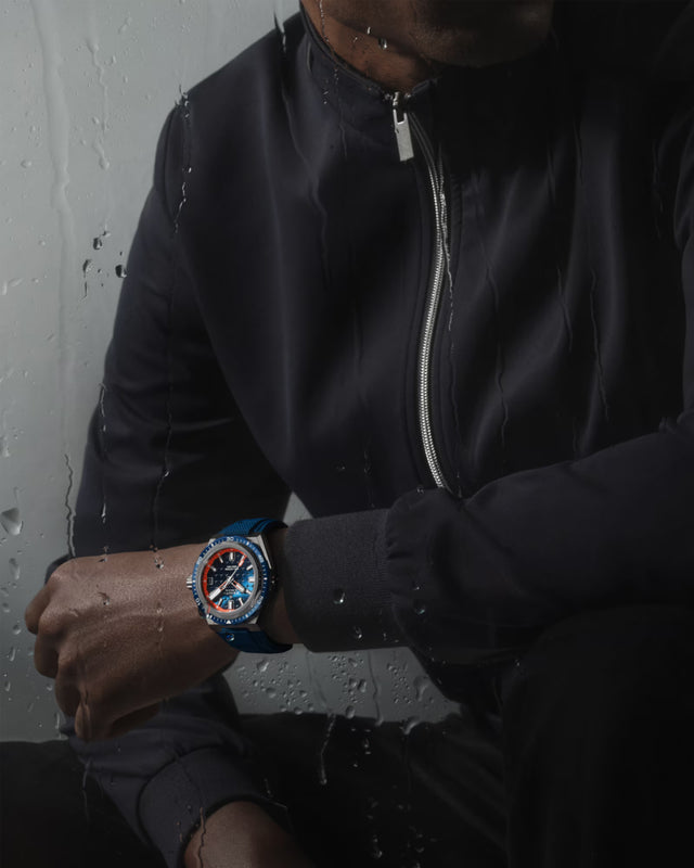 Defy Extreme Diver