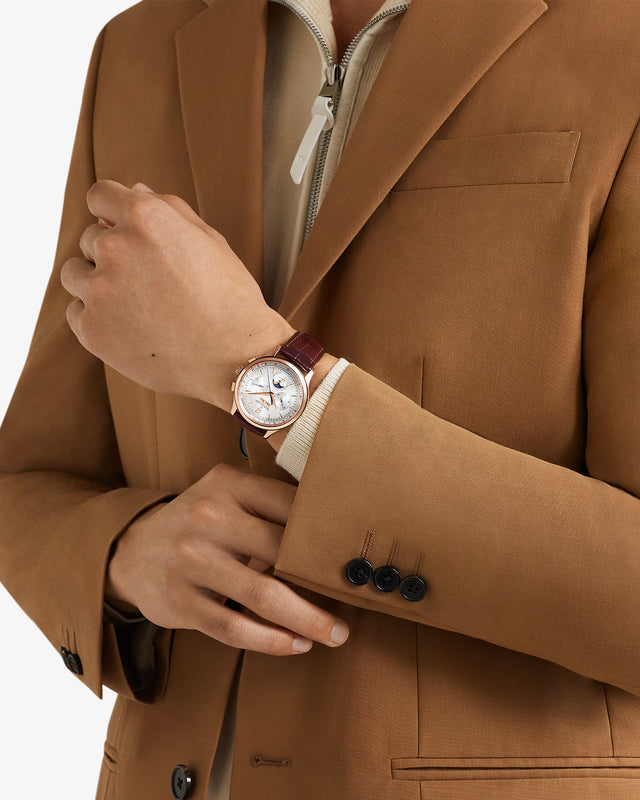 Master Control Chronograph Calendar