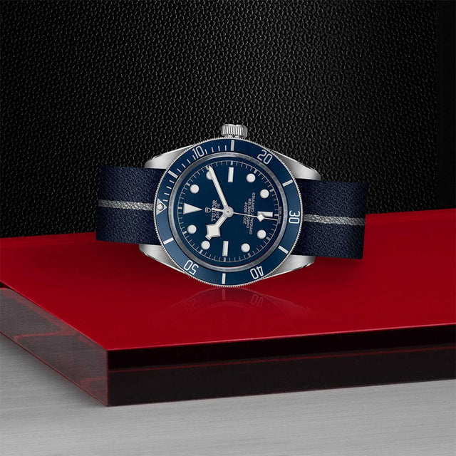 TUDOR Black Bay Fifty Eight M79030B 0003 Layingdown
