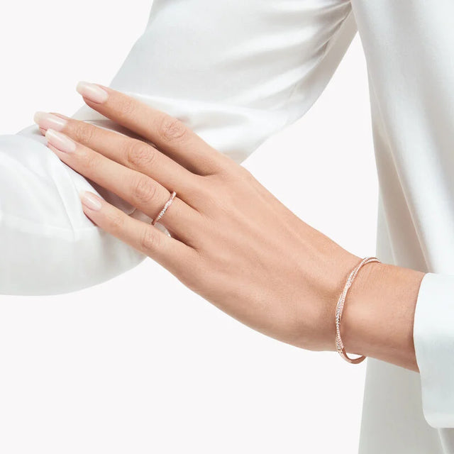 Spiral Pavé Diamond Bangle