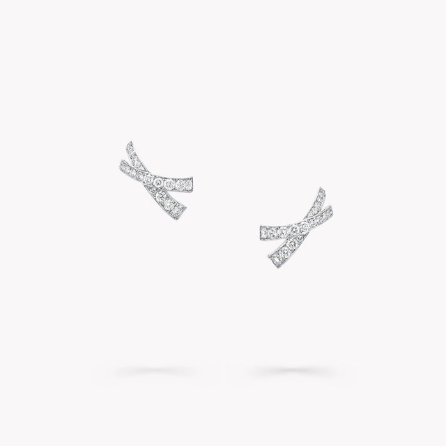 Kiss Pavé Diamond Stud Earrings