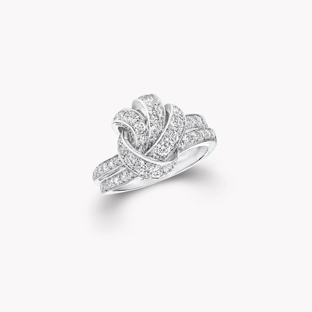 Tilda’s Bow Pavé Diamond Ring
