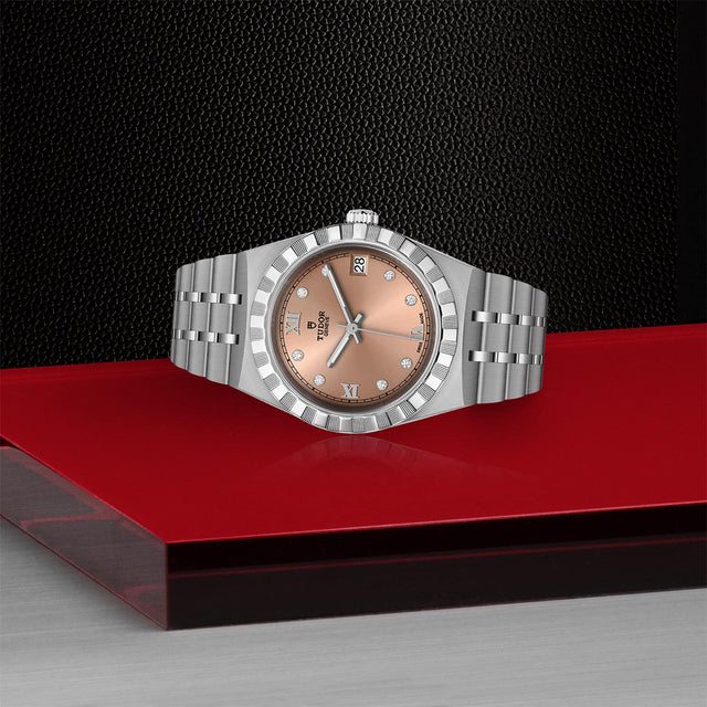 tudor m28400 0011 in store laying down