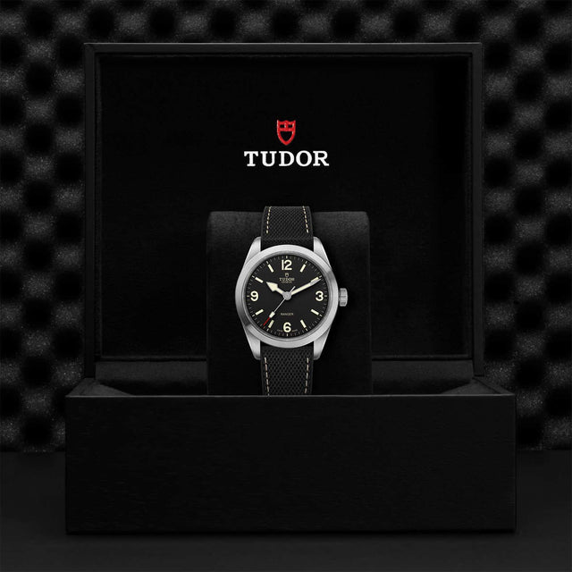 tudor m79950 0002 presentation box